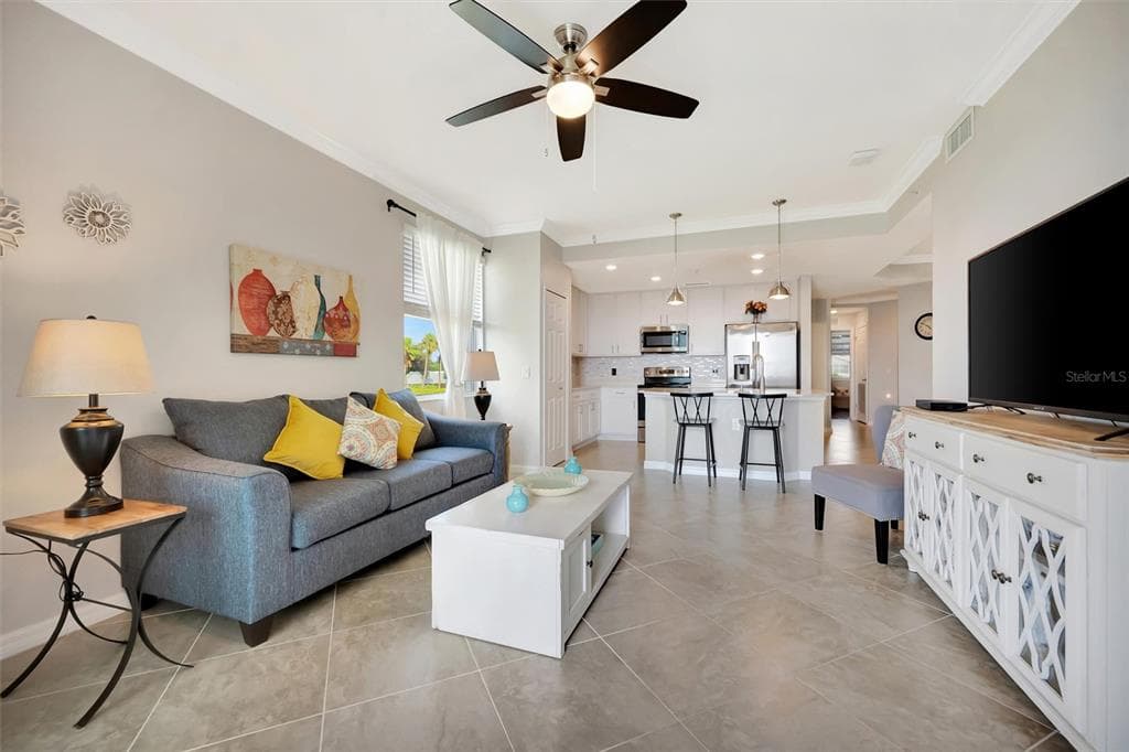 1020 TIDEWATER SHORES LOOP 208 photo 20