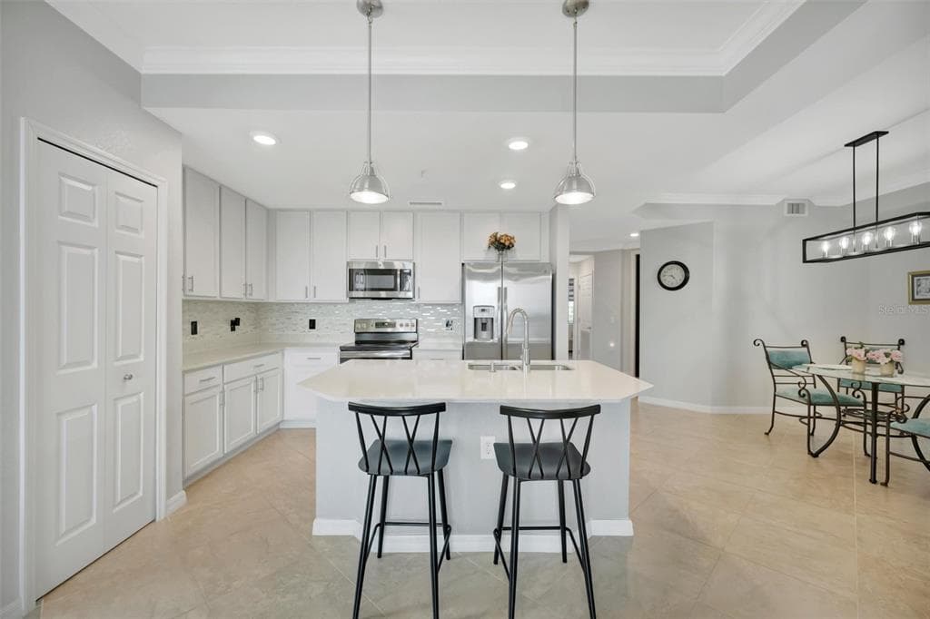 1020 TIDEWATER SHORES LOOP 208 photo 10