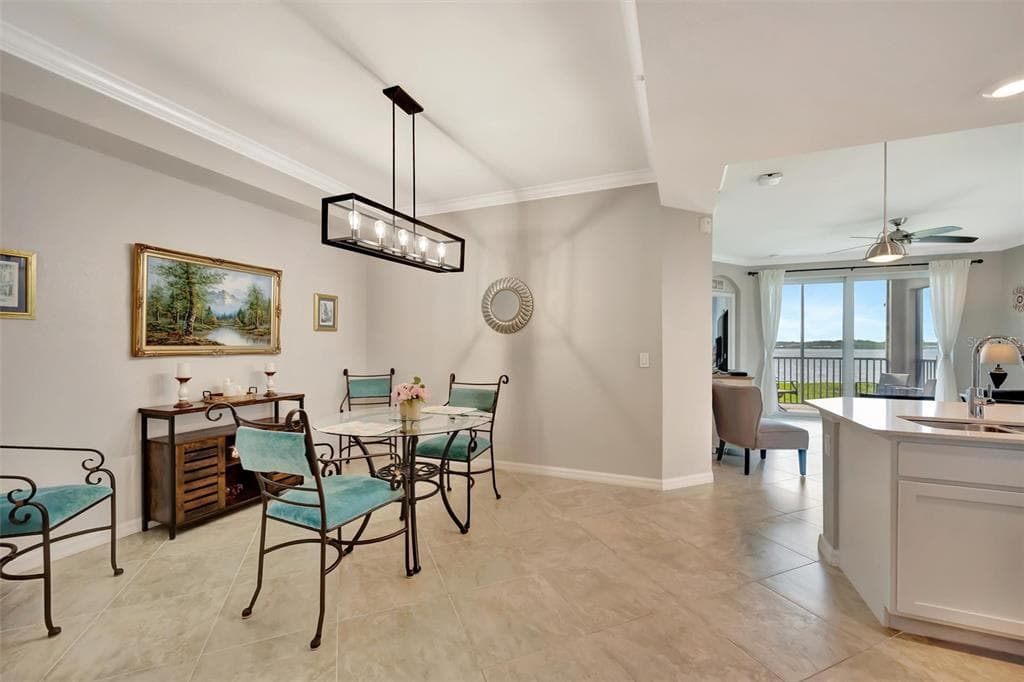 1020 TIDEWATER SHORES LOOP 208 photo 25