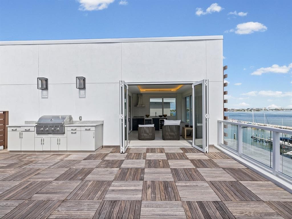 868 N OSCEOLA AVENUE 4