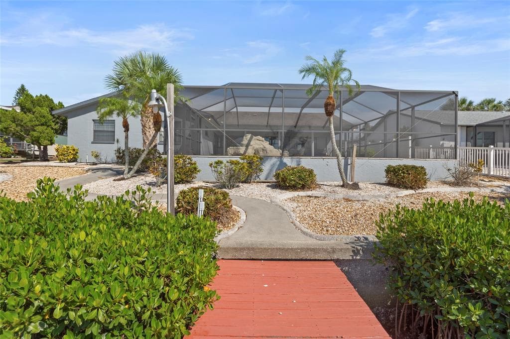 921 BIRDIE WAY photo 20