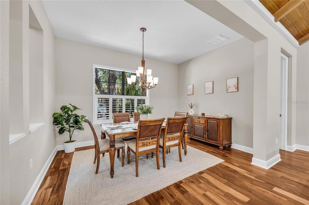 5911 RIVER FOREST CIRCLE photo 10