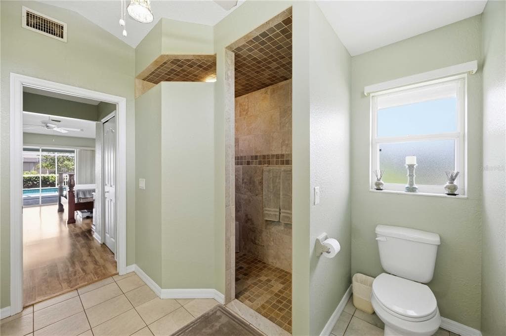 15608 MELPORT CIRCLE photo 25