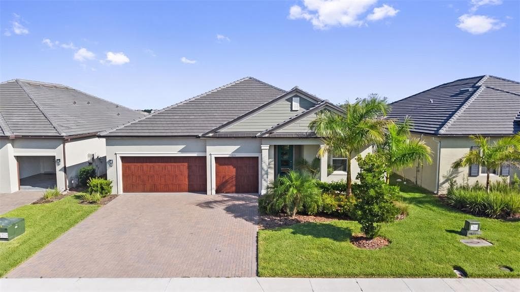 12211 VIOLET JASPER DRIVE photo 1