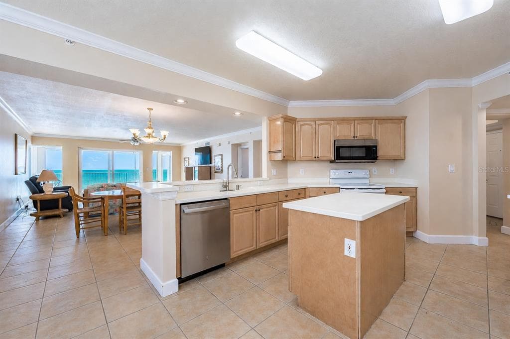 16750 GULF BOULEVARD 311 photo 8