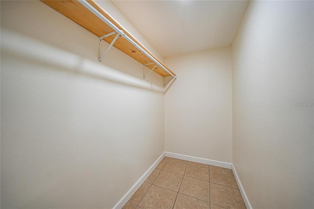 351 & 359 KINDRED BOULEVARD photo 17