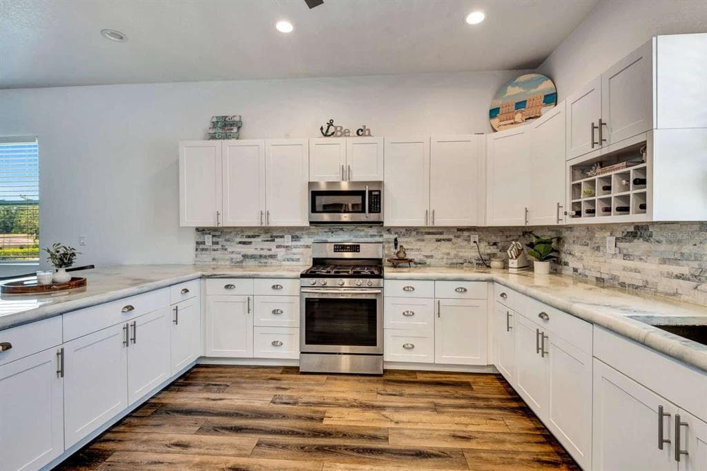 217 22ND STREET COURT NE photo 6