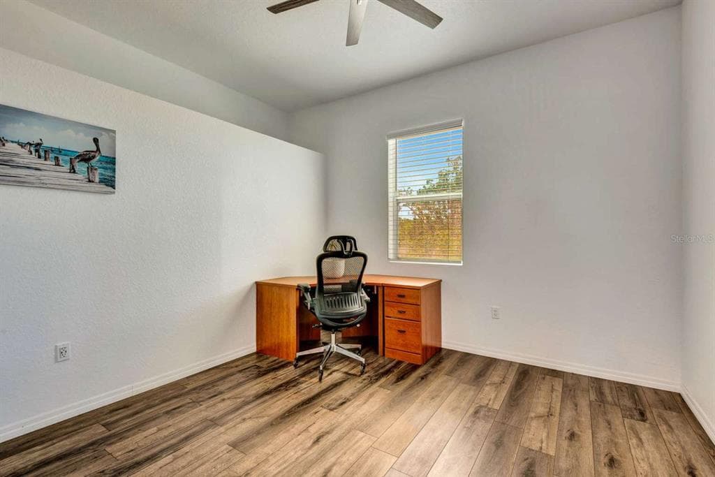 217 22ND STREET COURT NE photo 24