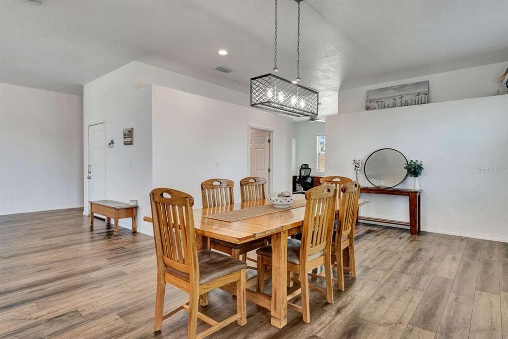 217 22ND STREET COURT NE photo 10