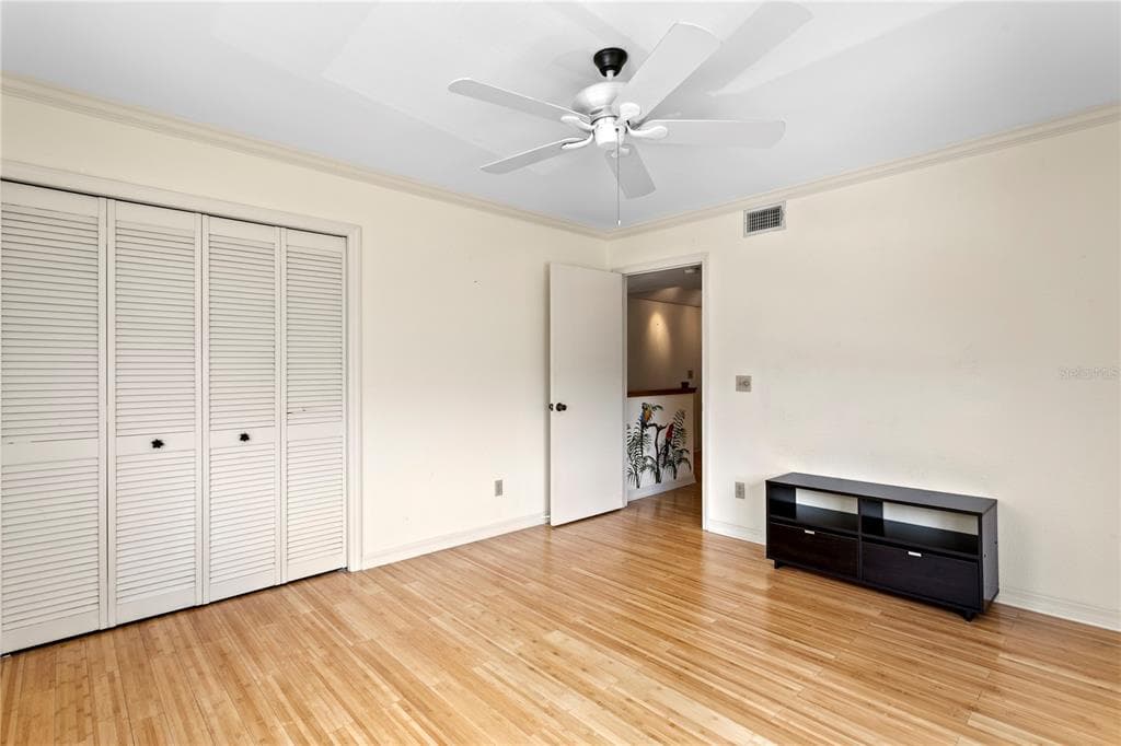 9564 TARA CAY COURT photo 22