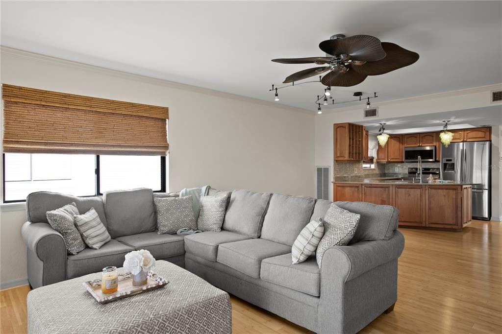 9564 TARA CAY COURT photo 19