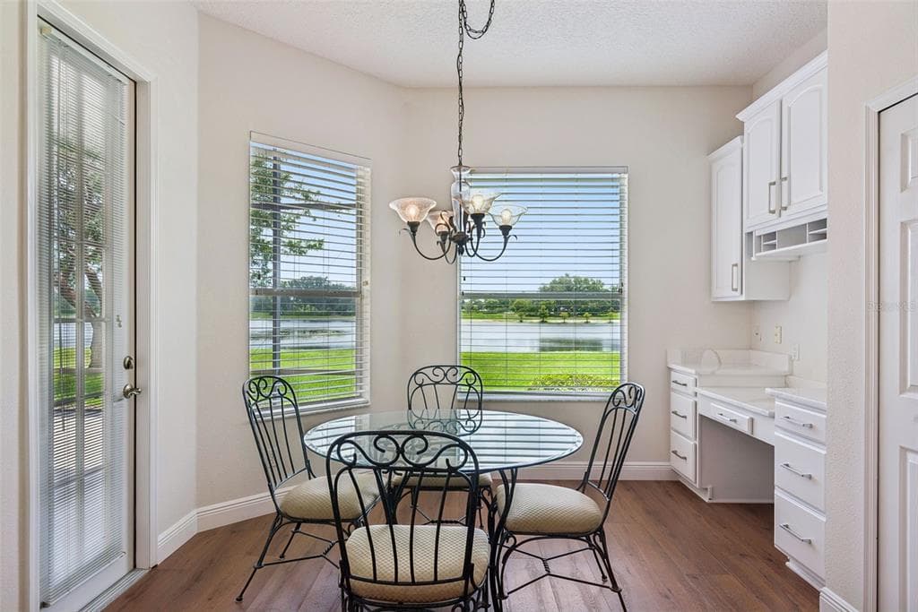 1206 SAINT ALBANS LOOP photo 15
