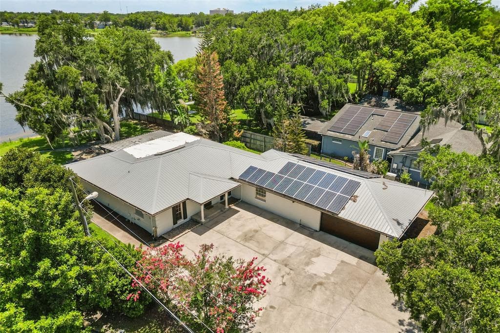 5497 ALANDALE COURT photo 8