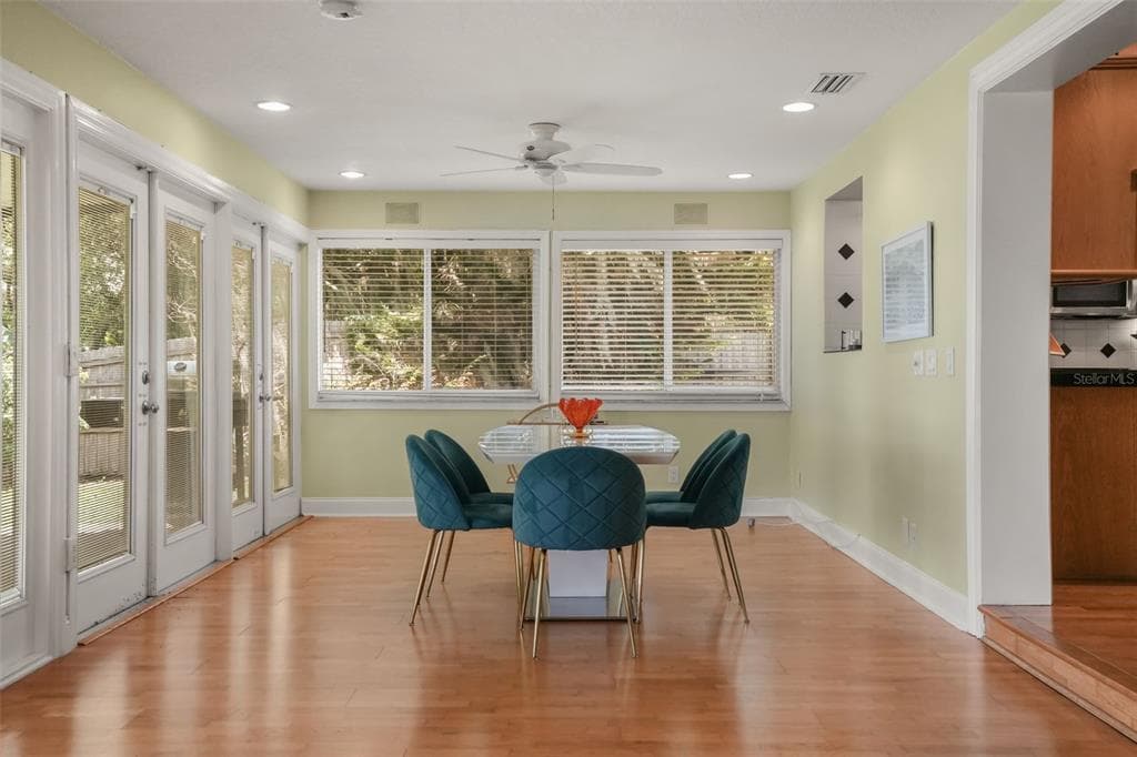 5497 ALANDALE COURT photo 21