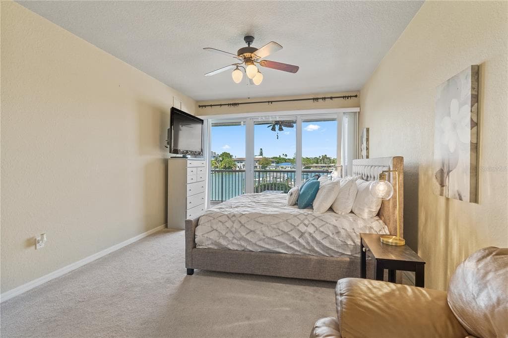 3805 GULF BOULEVARD 203 photo 20