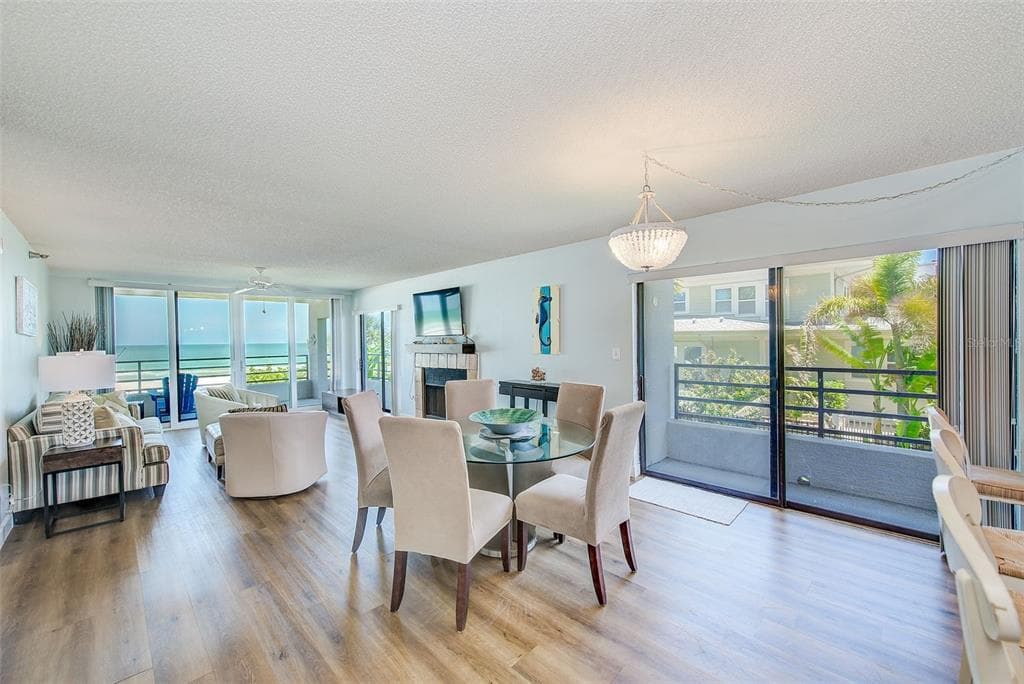 420 GULF BOULEVARD 101 photo 13