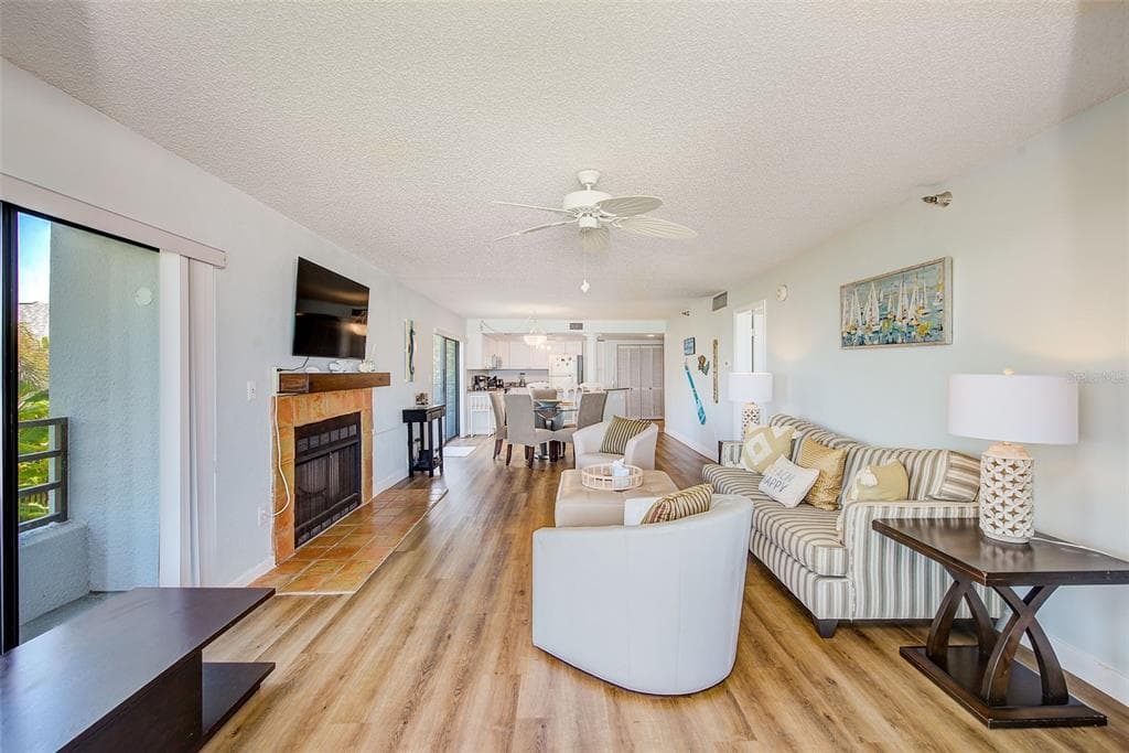 420 GULF BOULEVARD 101 photo 20