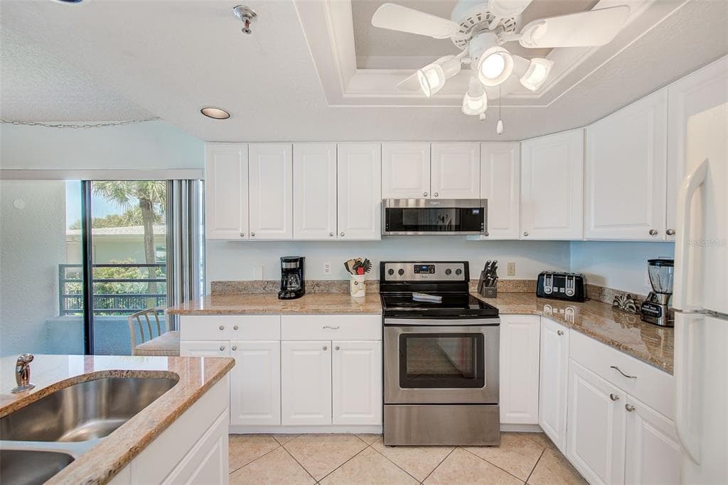 420 GULF BOULEVARD 101 photo 11