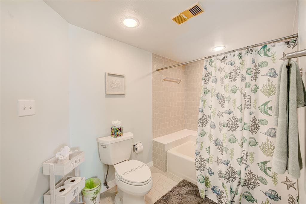 420 GULF BOULEVARD 101 photo 25