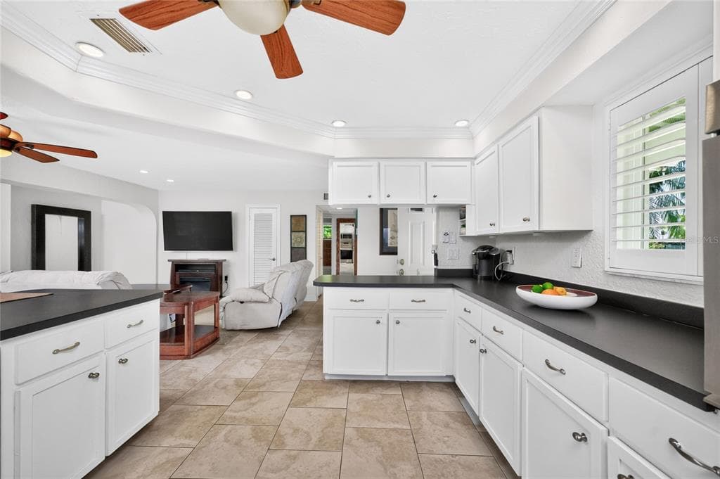 103 RODGERS AVENUE NE photo 12