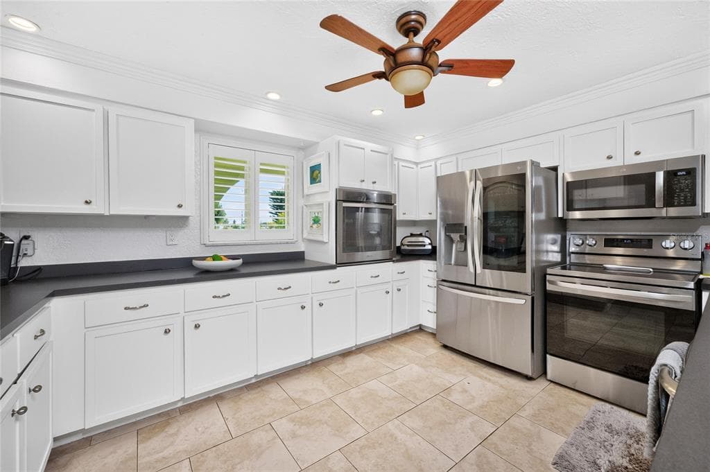103 RODGERS AVENUE NE photo 10