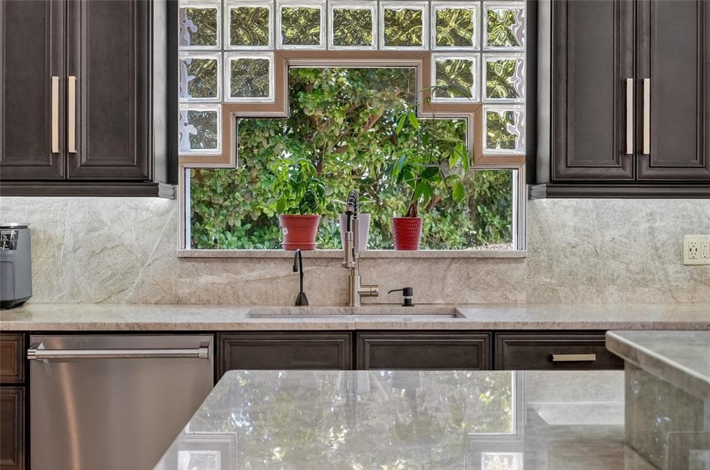 25 SAN MARCO COURT photo 24