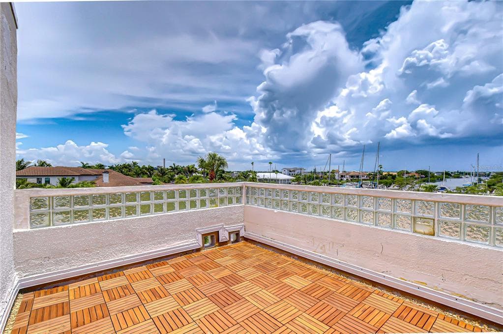 6504 SURFSIDE BOULEVARD 8 photo 23