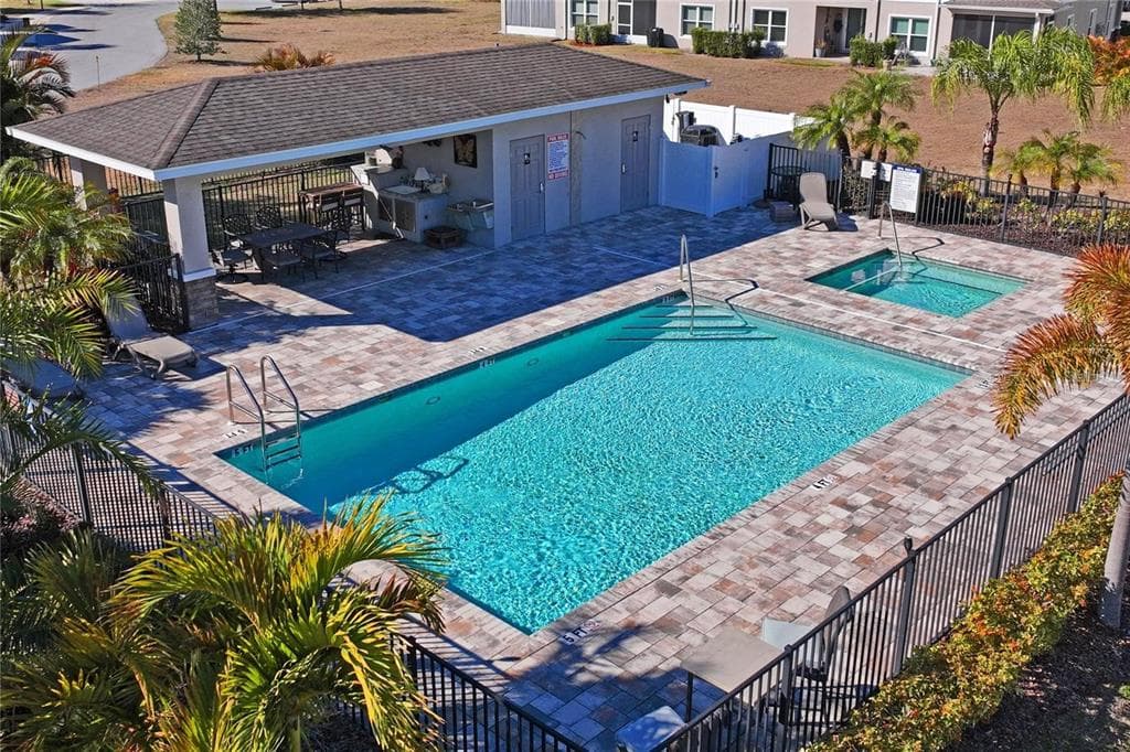 5355 RIVERWALK PRESERVE DRIVE photo 2