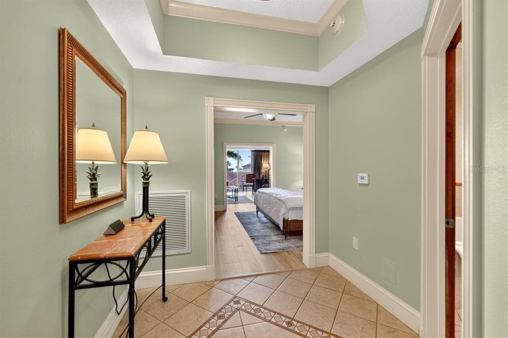 200 OCEAN CREST DRIVE 137 photo 6
