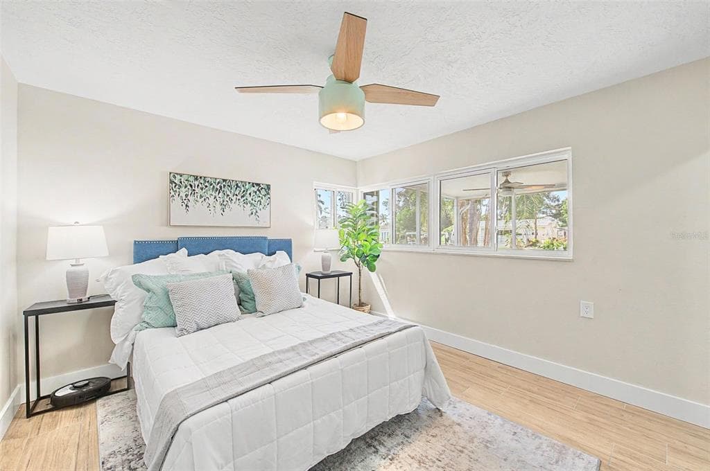 9472 TREASURE LANE NE photo 22