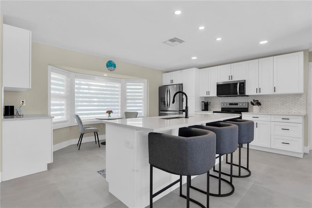 24 MARINA TERRACE photo 13