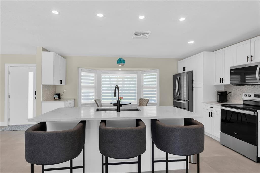 24 MARINA TERRACE photo 14