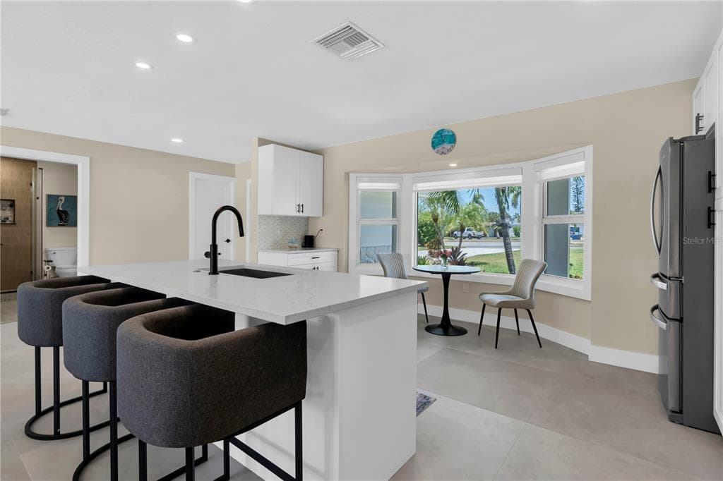24 MARINA TERRACE photo 15