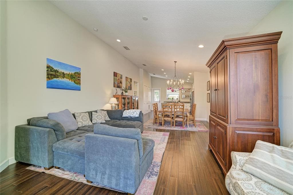 632 VIRGINIA DRIVE photo 9
