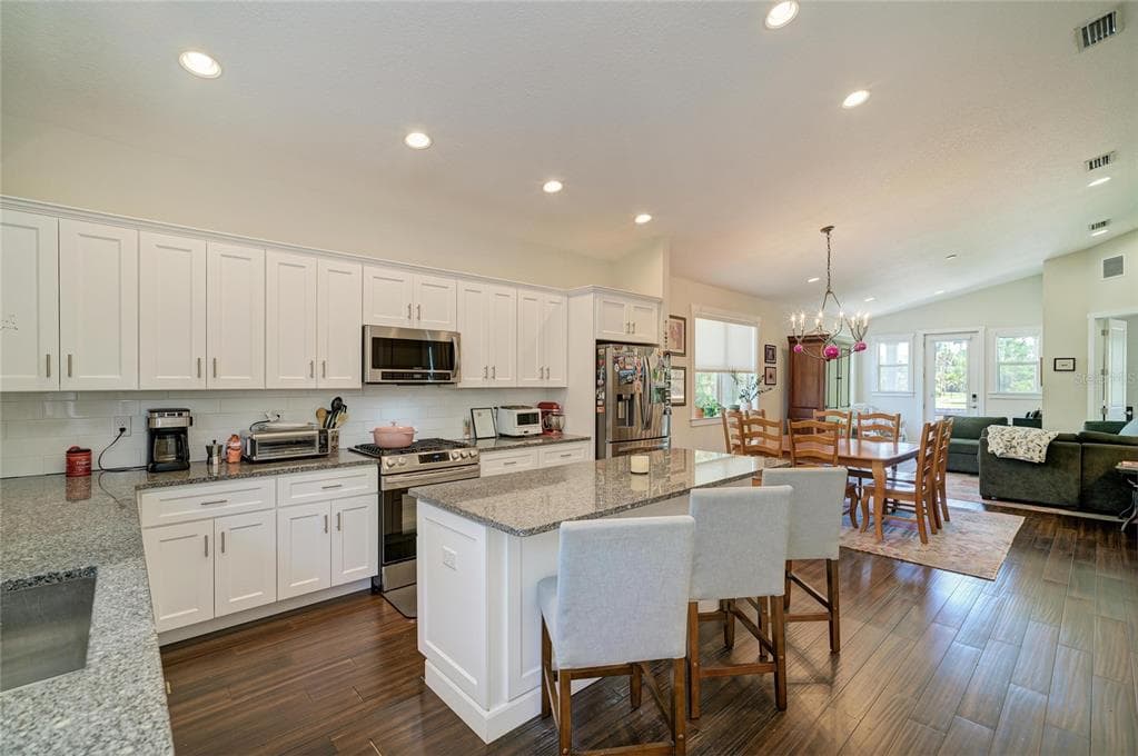 632 VIRGINIA DRIVE photo 19