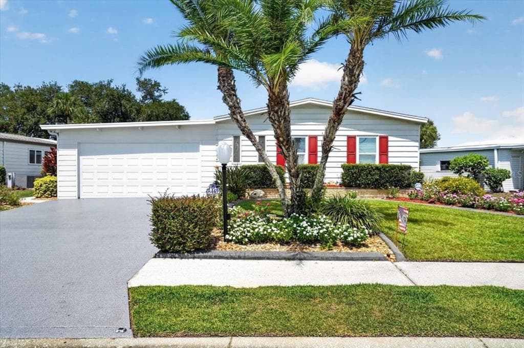 8469 IMPERIAL LAKES CIRCLE photo 6