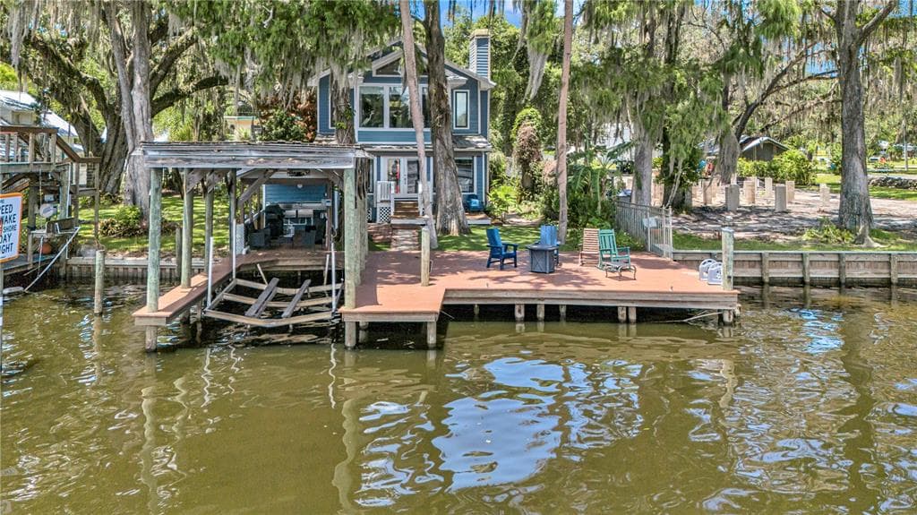 55342 CLAIRE STREET photo 6