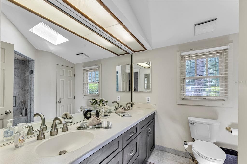 55342 CLAIRE STREET photo 24