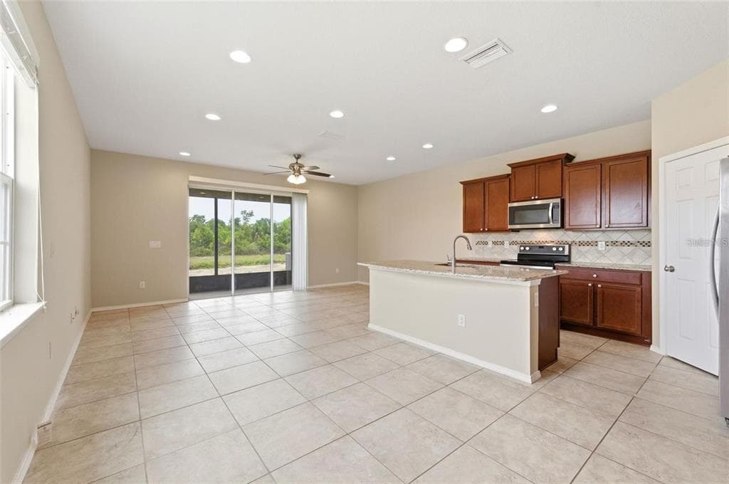 8961 TURNSTONE HAVEN PLACE photo 2