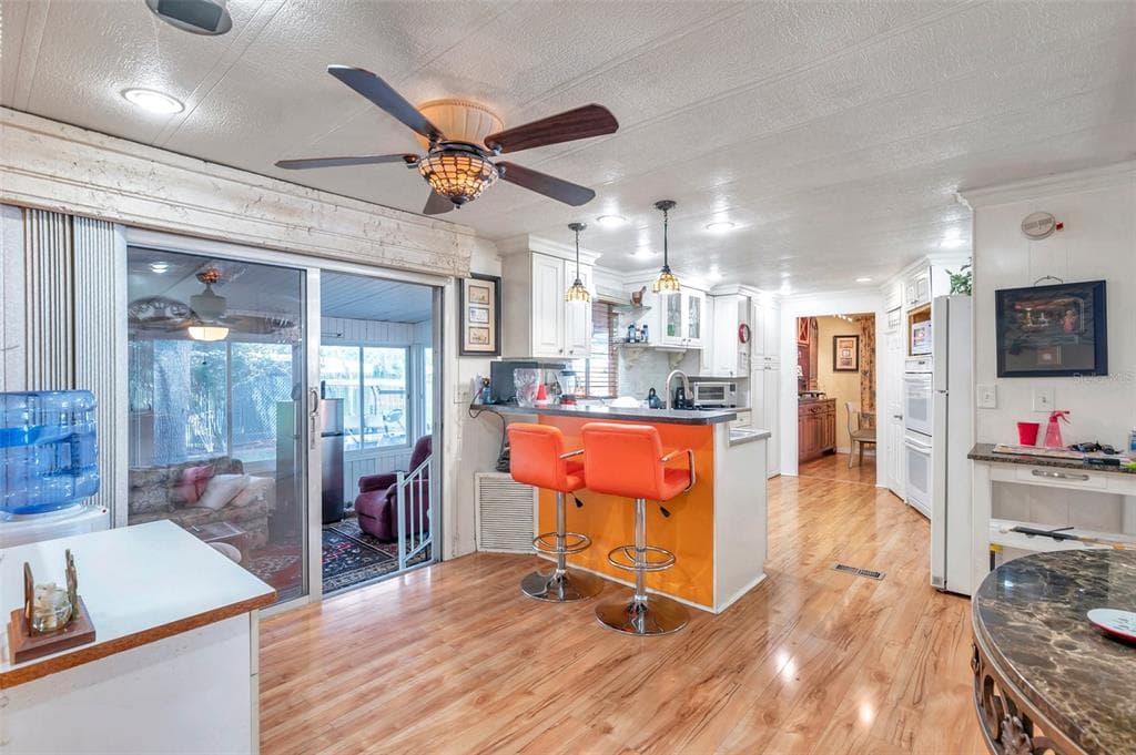 6524 ROOSEVELT DRIVE photo 4