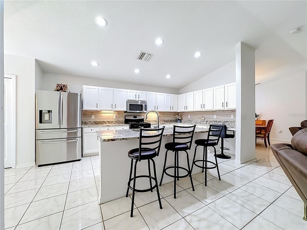 6630 CAMBRIDGE PARK DRIVE photo 10