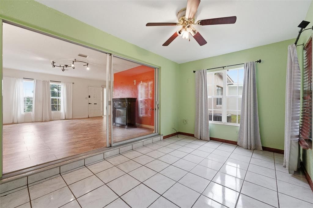 4094 GARDNER DRIVE photo 13