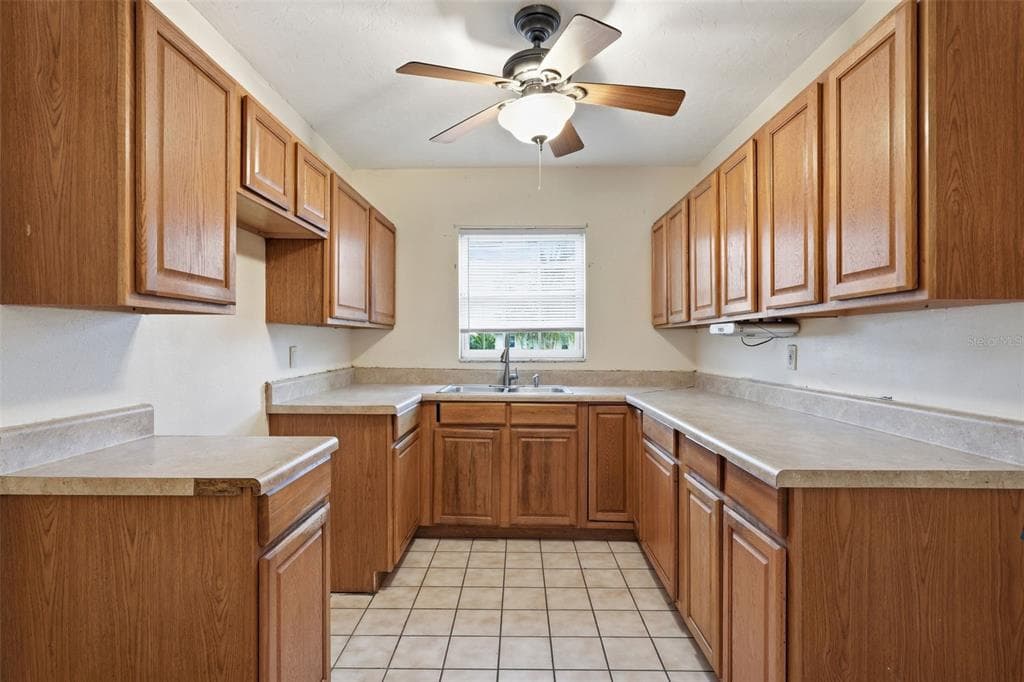 4094 GARDNER DRIVE photo 8