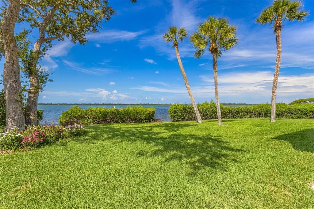 56 TIDY ISLAND BOULEVARD 56 photo 18
