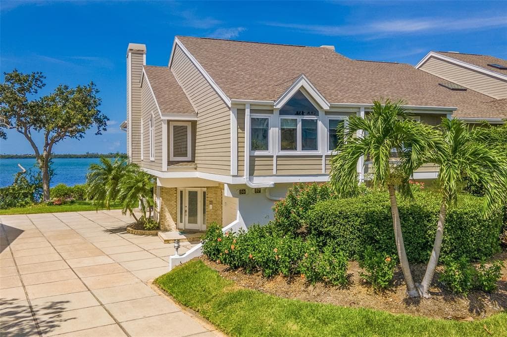 56 TIDY ISLAND BOULEVARD 56 photo 4