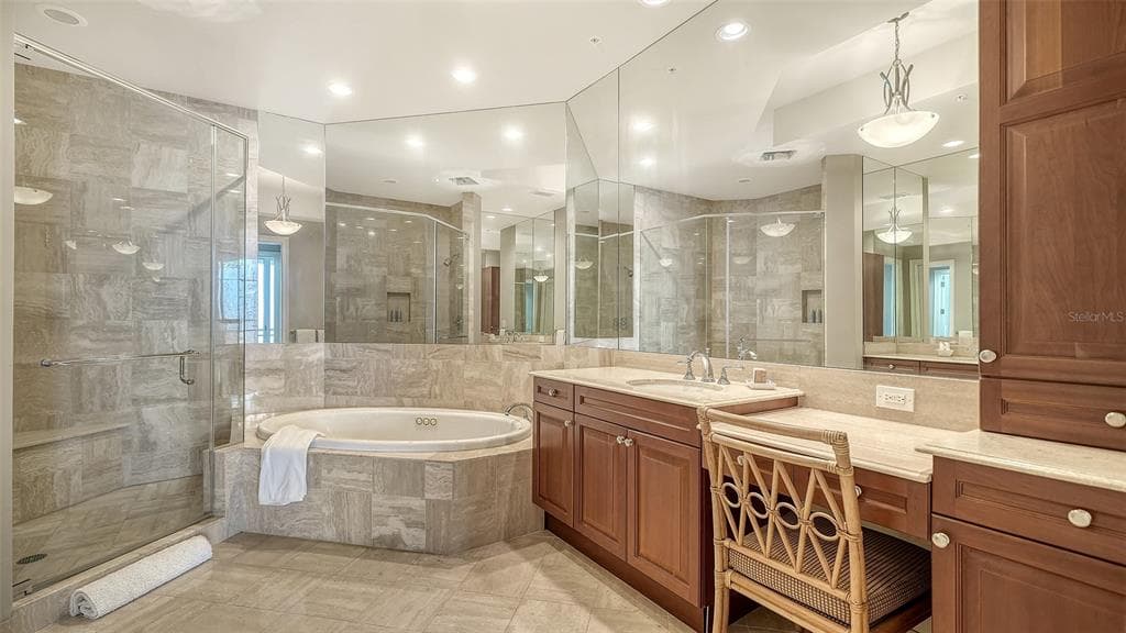 1300 BENJAMIN FRANKLIN DRIVE 1205 & 1206 photo 24