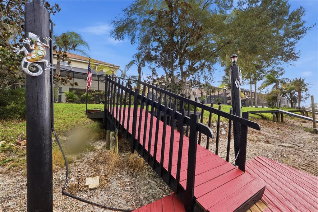 18032 MALAKAI ISLE DRIVE photo 9