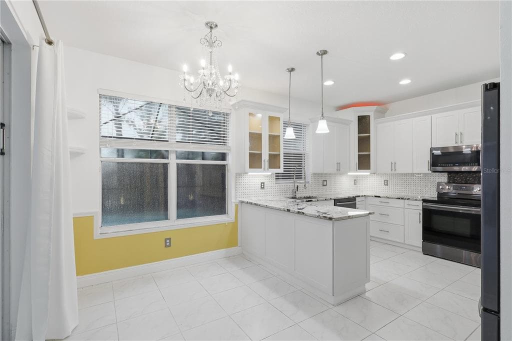 18032 MALAKAI ISLE DRIVE photo 18