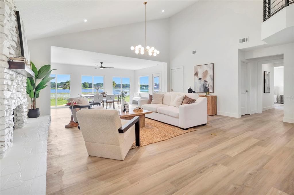 10547 LAKESHORE DRIVE photo 23