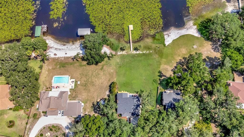 10547 LAKESHORE DRIVE photo 12